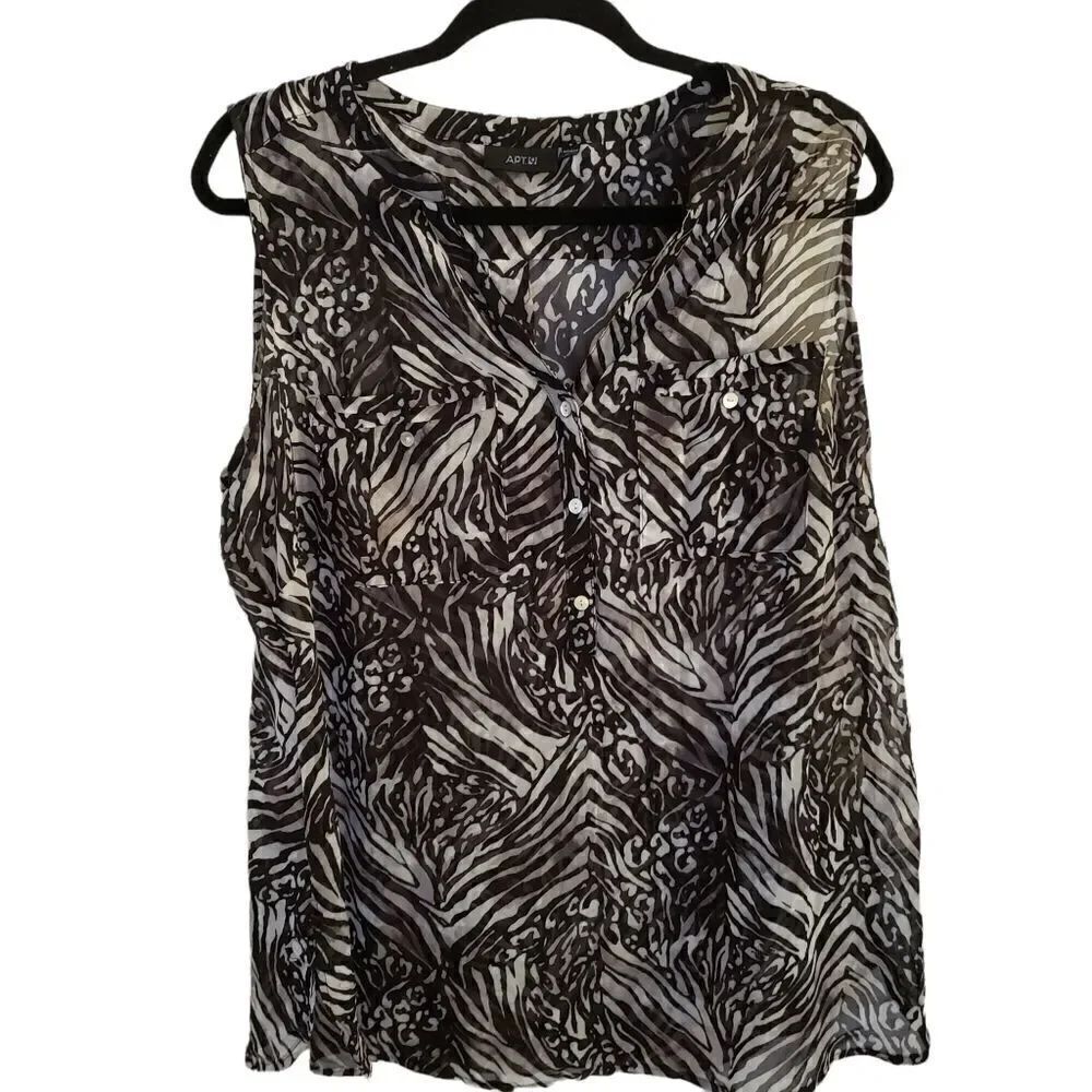 Apt. 9 Sheer Sleeveless Partial Button Front V-Neck Top
